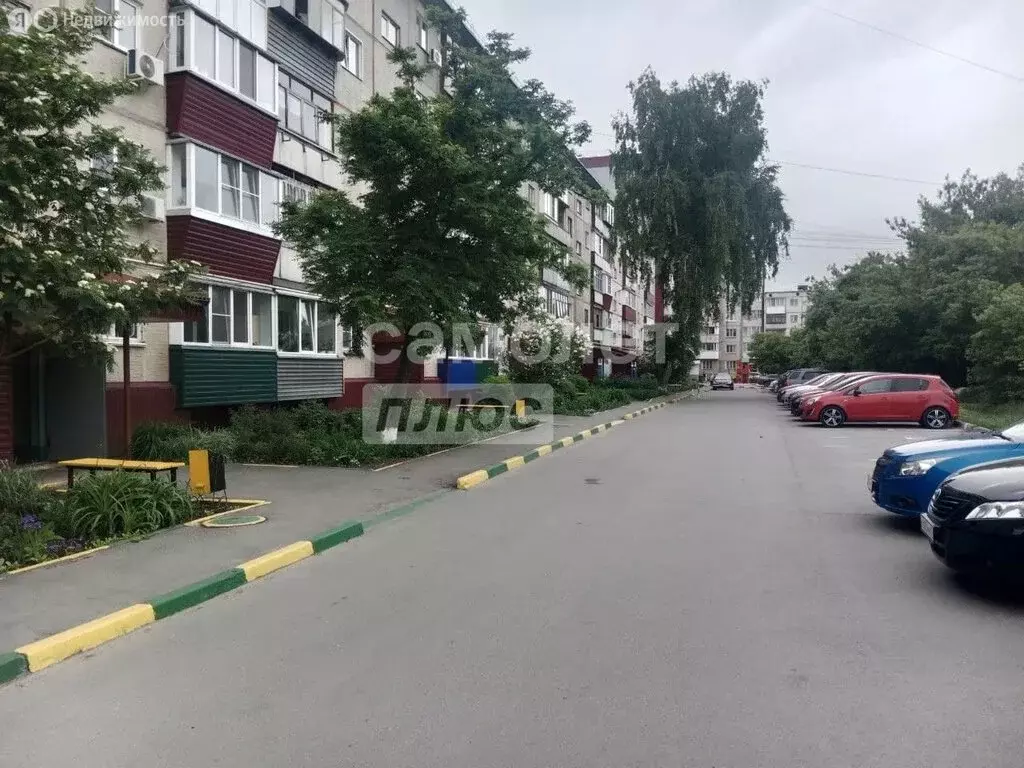 2-комнатная квартира: Курган, улица Василия Блюхера, 66 (45 м) - Фото 0