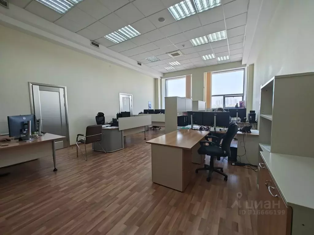 Офис в Москва ул. Крымский Вал, 3С2 (390 м) - Фото 1