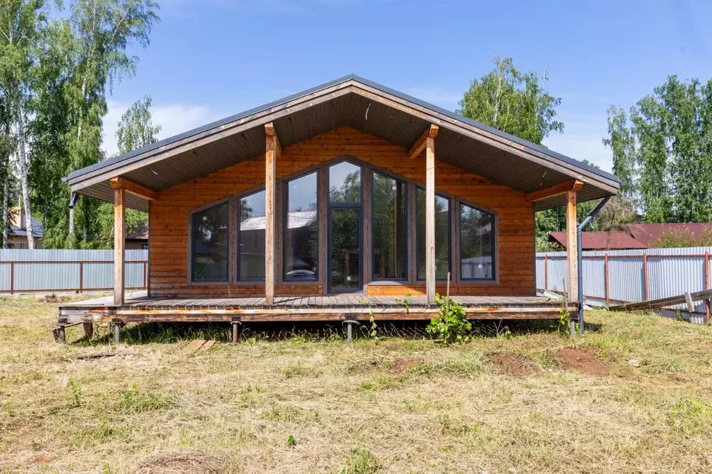 Дом в Челябинская область, Челябинск Мичуринец СНТ, ул. 8-я, 304А (135 ... - Фото 0