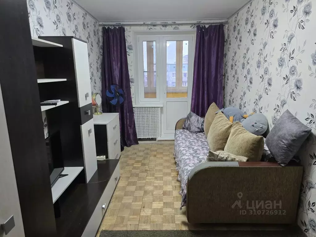 3-к кв. Санкт-Петербург Учебный пер., 10К4 (57.0 м) - Фото 0