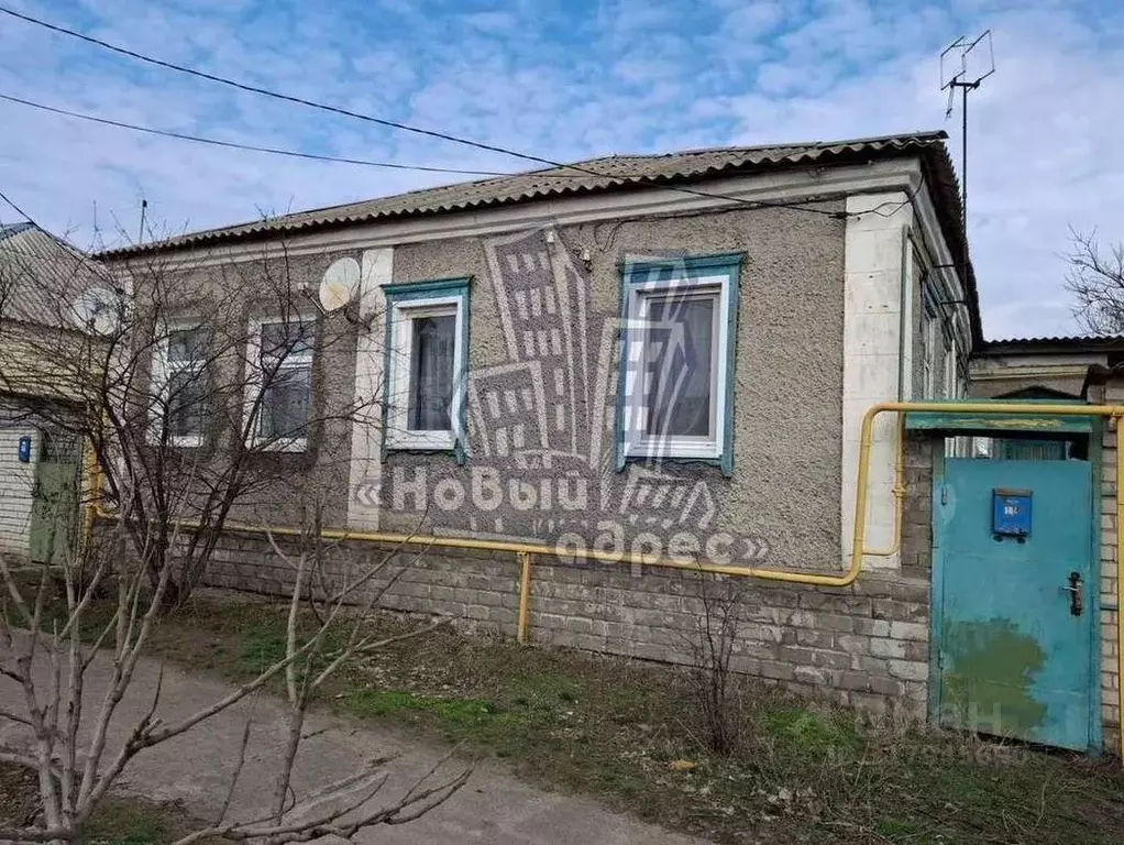 Дом в Воронежская область, Лиски ул. Трудовые Резервы, 50 (50 м) - Фото 0