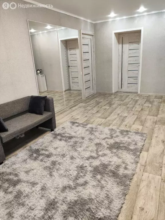 3-комнатная квартира: Субханкулово, улица Ленина, 10 (57.2 м) - Фото 1