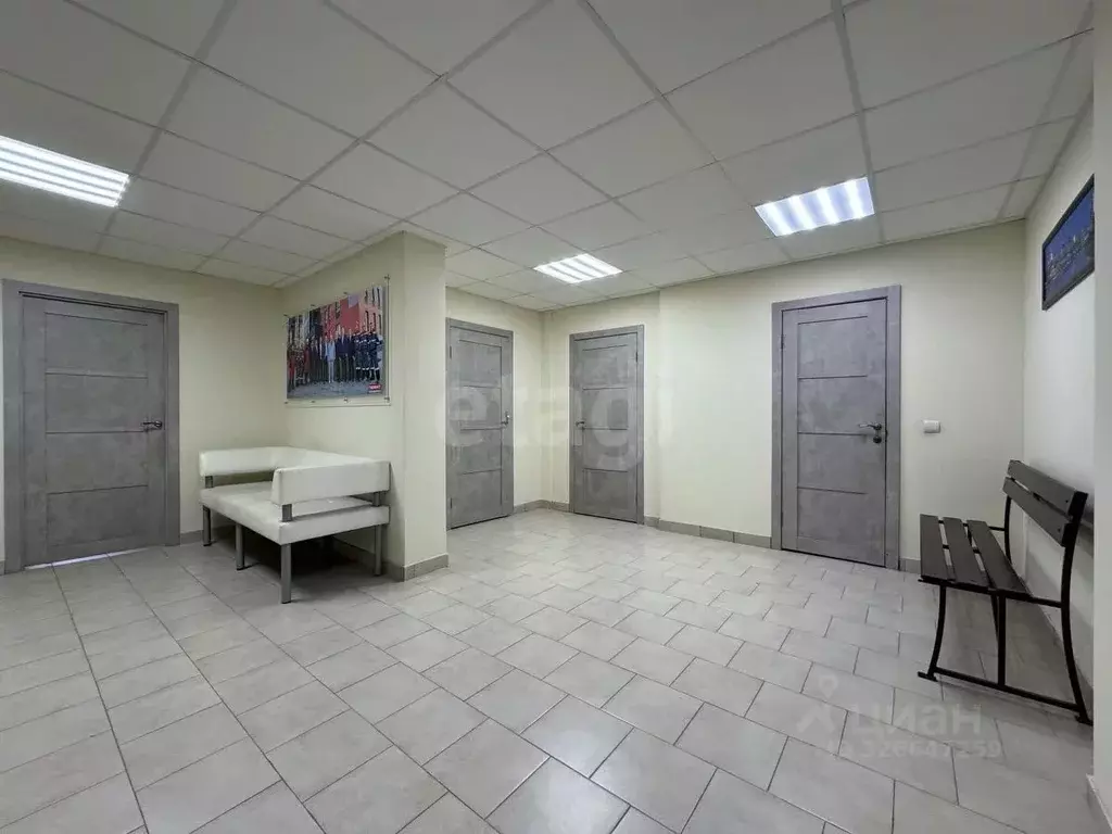 Помещение свободного назначения в Брянская область, Брянск ул. ... - Фото 1