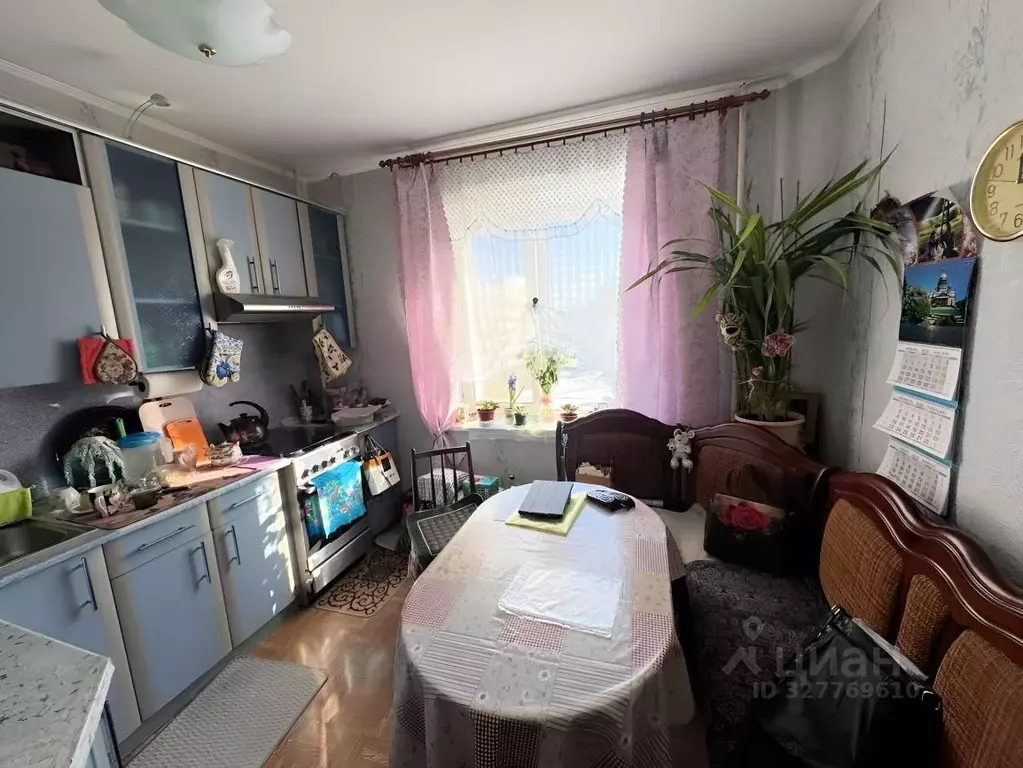 2-к кв. Ленинградская область, Волосово Лесная ул., 12 (59.0 м) - Фото 1