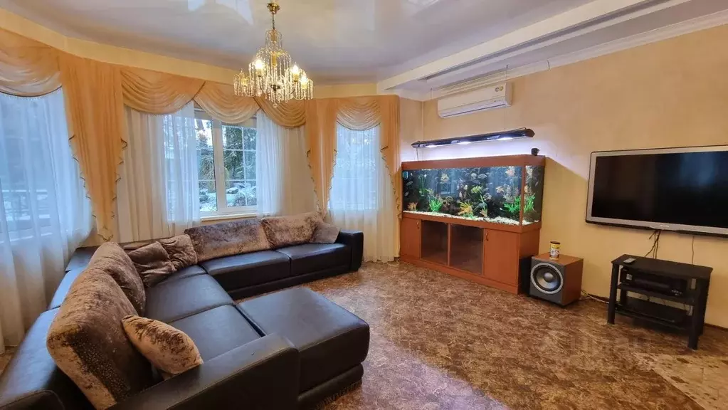 Коттедж в Московская область, Одинцовский городской округ, д. ... - Фото 1