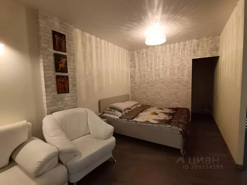 1-к кв. Марий Эл, Йошкар-Ола ул. Петрова, 10б (42.2 м) - Фото 1