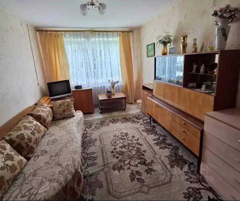 1-к кв. Псковская область, Печоры Индустриальная ул., 5 (39.0 м) - Фото 1