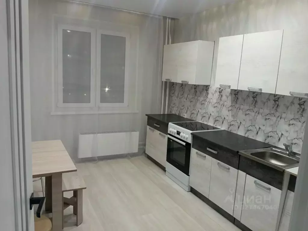 3-к кв. Свердловская область, Каменск-Уральский Каменская ул., 94 ... - Фото 1