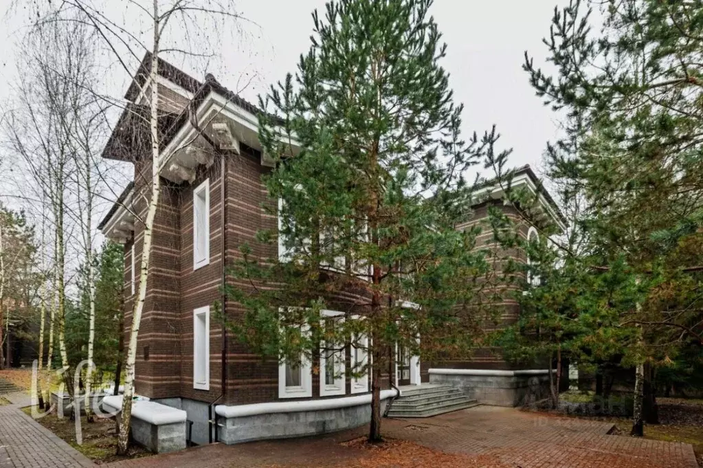 Коттедж в Московская область, Одинцовский городской округ, д. ... - Фото 1