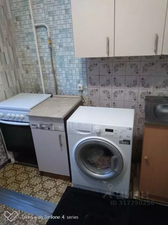 Комната Москва Молодогвардейская ул., 1К1 (13.0 м) - Фото 1