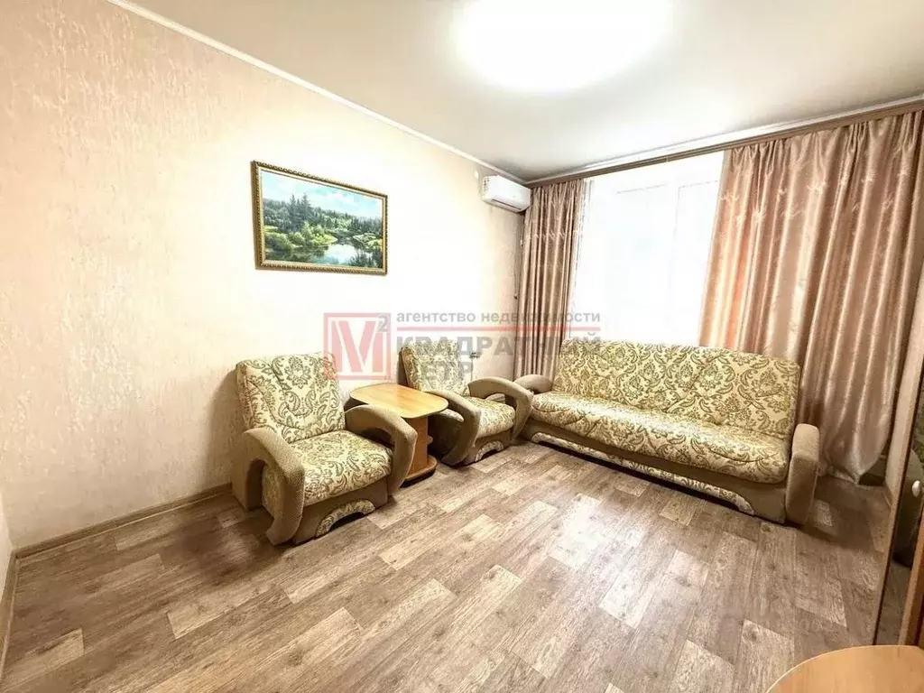 3-к кв. Белгородская область, Старый Оскол Стадионная ул., 10 (56.0 м) - Фото 0