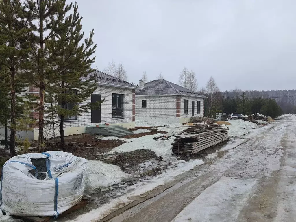 Дом в Свердловская область, Екатеринбург Улесье кп, ул. Светлая (90 м) - Фото 1