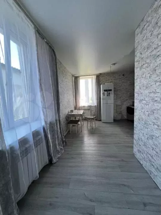 3-к. квартира, 90 м, 1/3 эт. - Фото 1