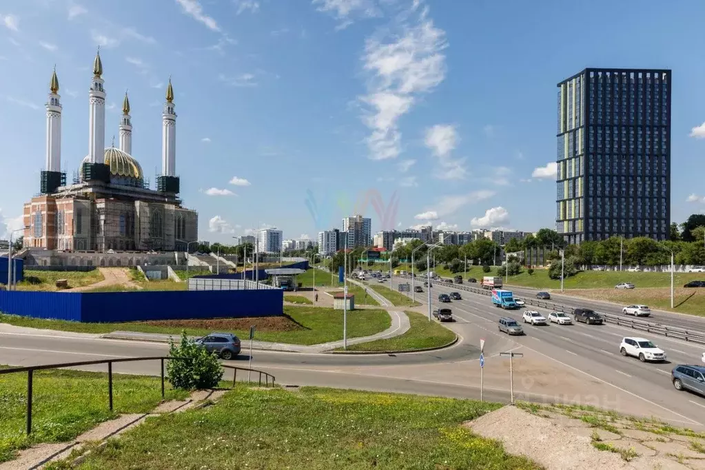 Торговая площадь в Башкортостан, Уфа Коммунистическая ул., 115/1 (135 ... - Фото 1