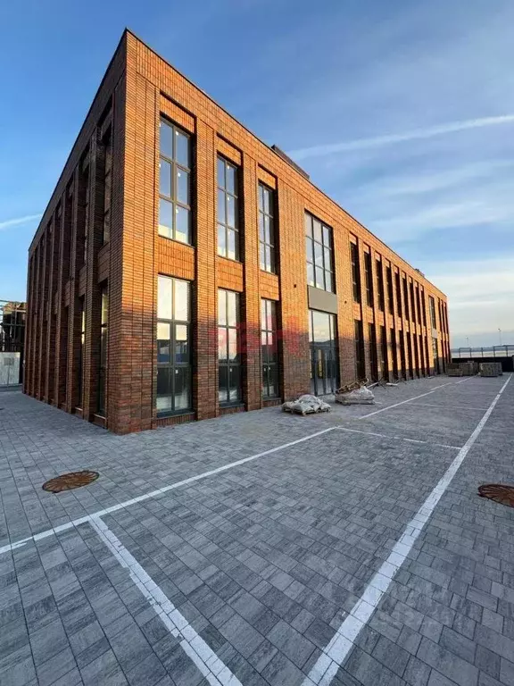 Торговая площадь в Тюменская область, Тюмень ул. Николая Семенова, 20 ... - Фото 2