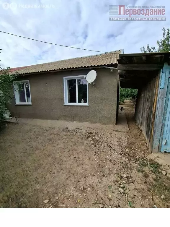 Дом в Астраханская область, Черноярский муниципальный округ, село ... - Фото 0