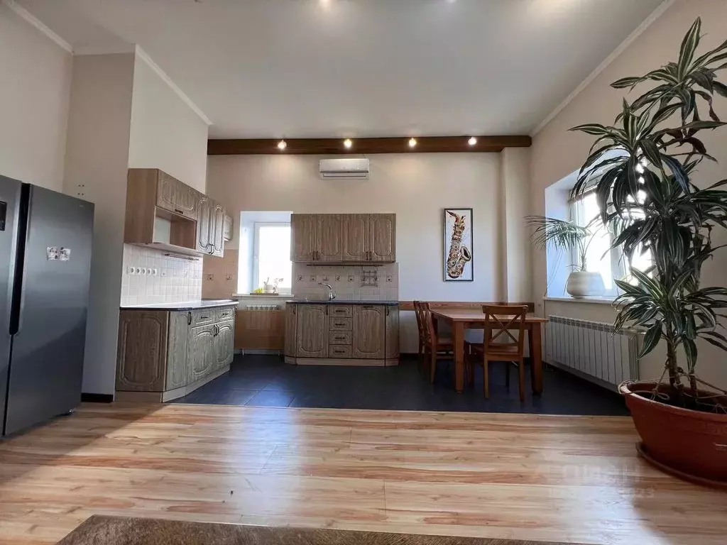 3-к кв. Челябинская область, Челябинск ул. 1-я Окружная, 5 (95.0 м) - Фото 2