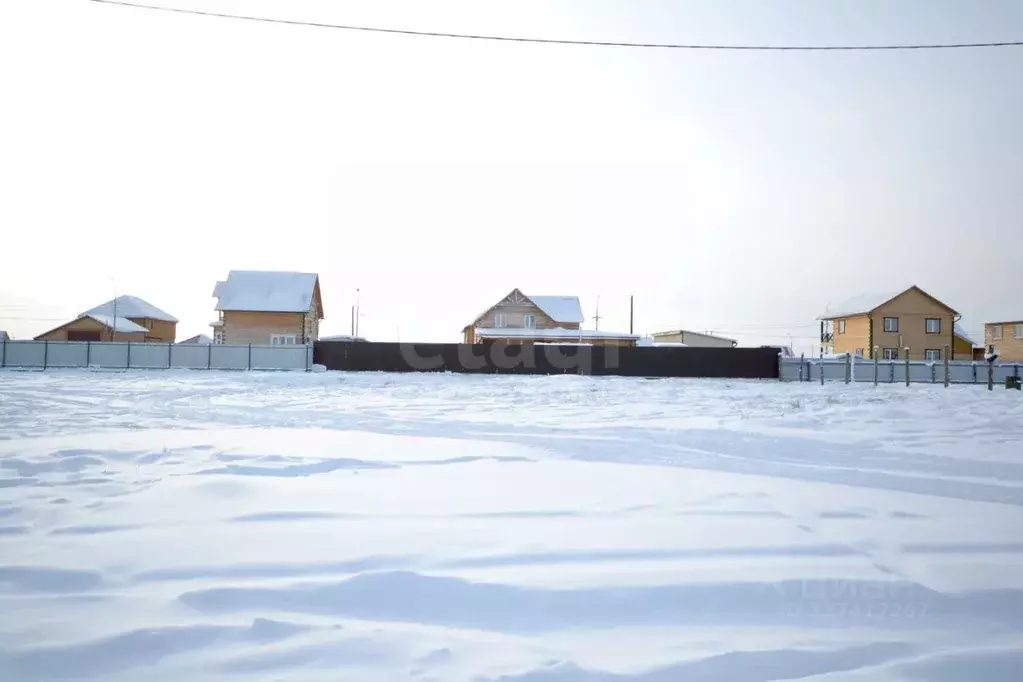 Участок в Саха (Якутия), Жатай городской округ, Жатай рп ул. Имени ... - Фото 1