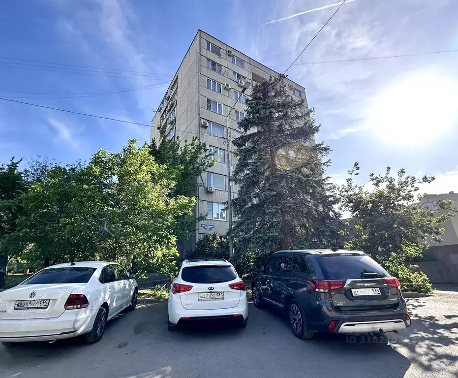 2-к кв. Волгоградская область, Волгоград ул. Хиросимы, 15 (59.9 м) - Фото 0