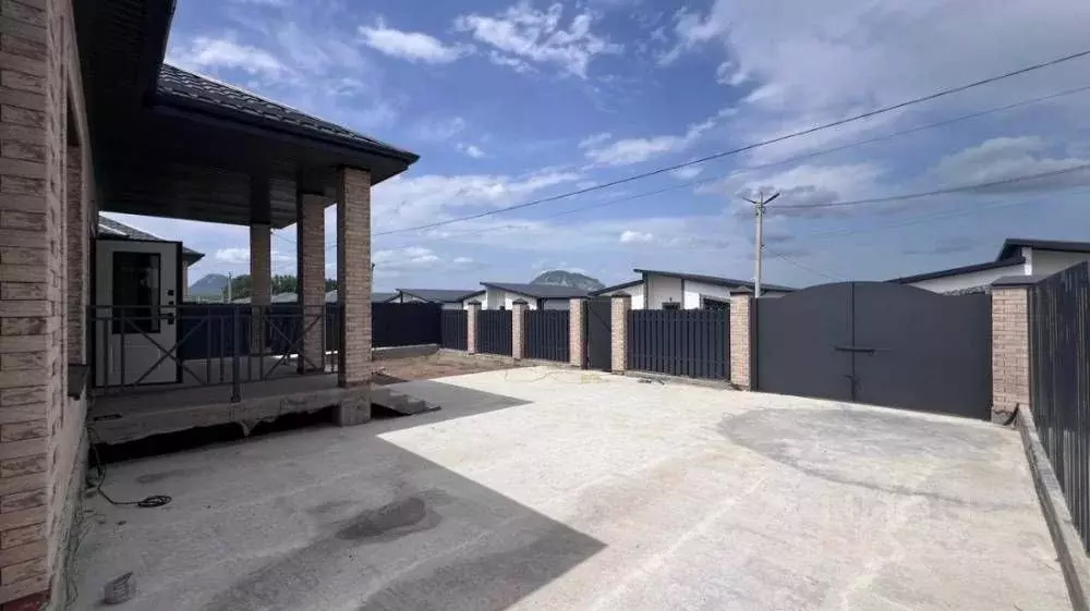 Дом в Ставропольский край, Железноводск городской округ, пос. ... - Фото 2