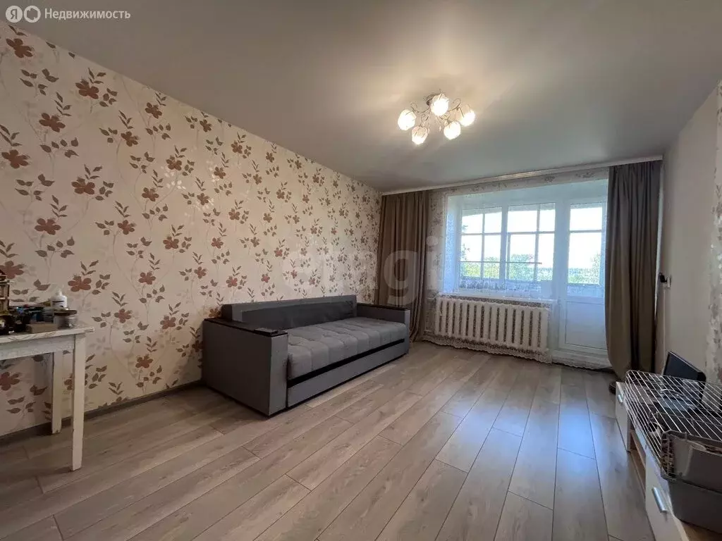 3-комнатная квартира: Можга, Станционный переулок, 12 (59 м) - Фото 1