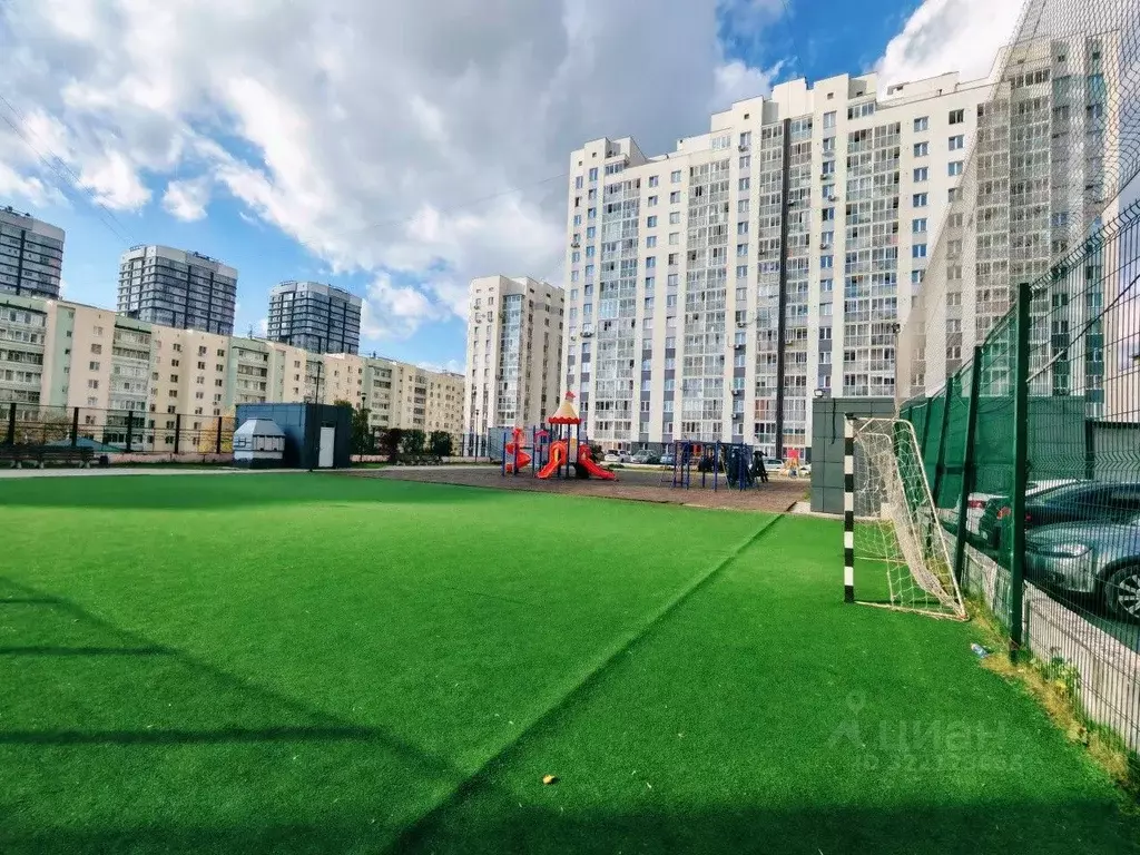 2-к кв. Свердловская область, Екатеринбург ул. Шевелева, 7 (73.0 м) - Фото 2