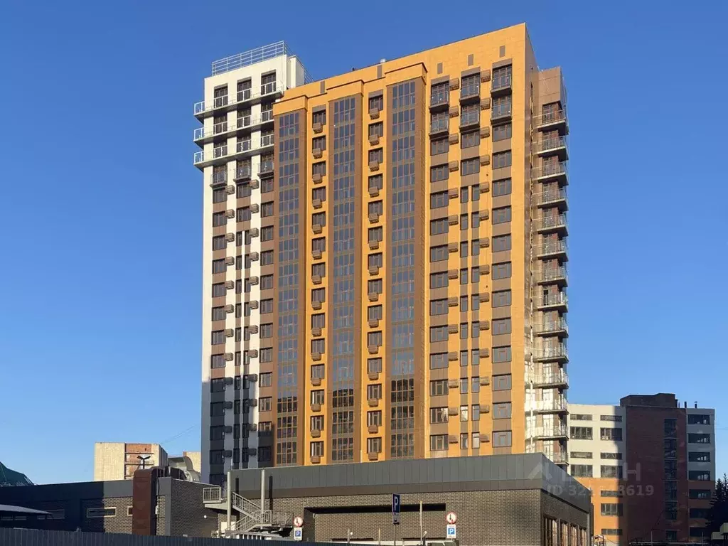 2-к кв. Омская область, Омск ул. Чернышевского, 1 (69.0 м) - Фото 0