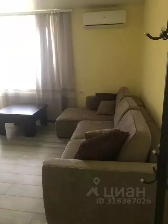 1-к кв. Крым, Евпатория городской округ, Мирный пгт ул. Сырникова, 22 ... - Фото 0