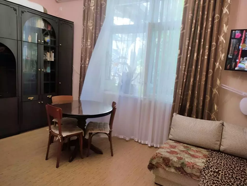 1-к кв. Крым, Ялта ул. Володарского, 1В (30.0 м) - Фото 2