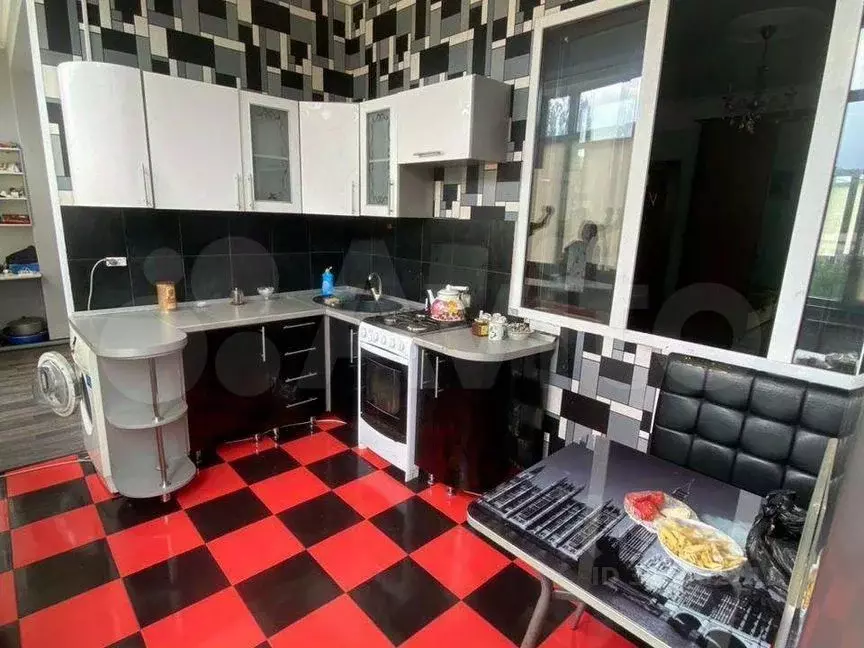 2-к кв. Дагестан, Махачкала ул. Танкаева (60.0 м) - Фото 0