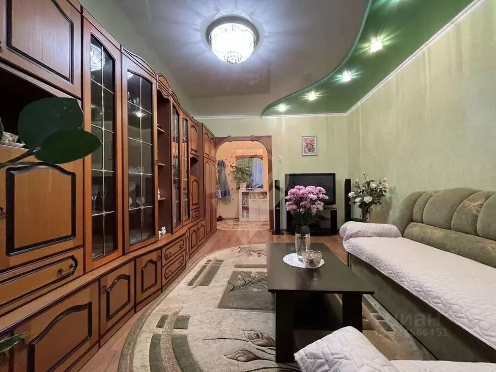 3-к кв. Белгородская область, Старый Оскол Королева мкр, 1 (62.8 м) - Фото 2