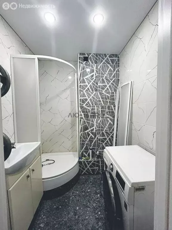 1-комнатная квартира: Уфа, улица Адмирала Ушакова, 84 (35 м) - Фото 1