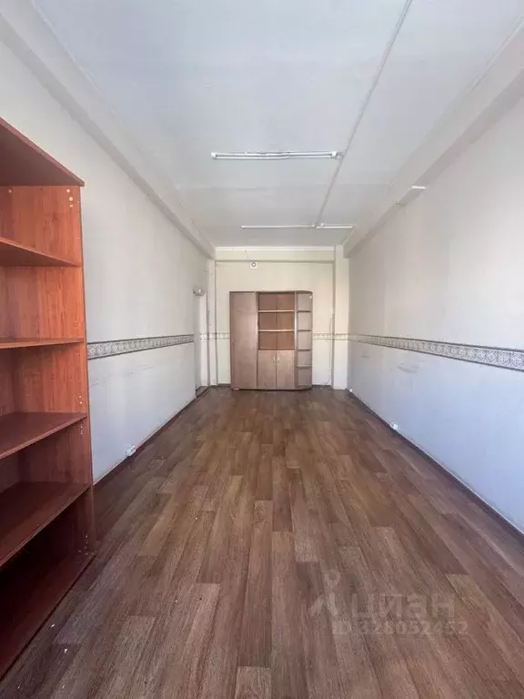 Офис в Свердловская область, Екатеринбург ул. Луначарского, 81 (18 м) - Фото 2