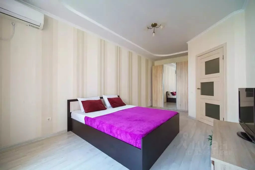 1-к кв. Краснодарский край, Краснодар ул. Имени Жлобы, 141 (55.0 м) - Фото 2