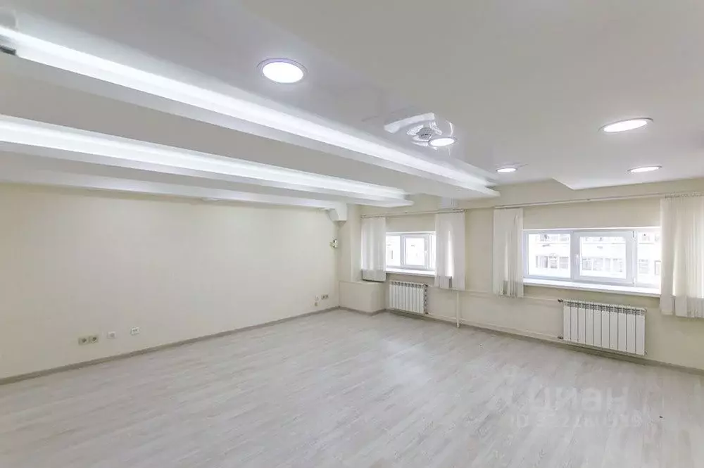 Офис в Свердловская область, Екатеринбург ул. Кузнечная, 92 (31 м) - Фото 2