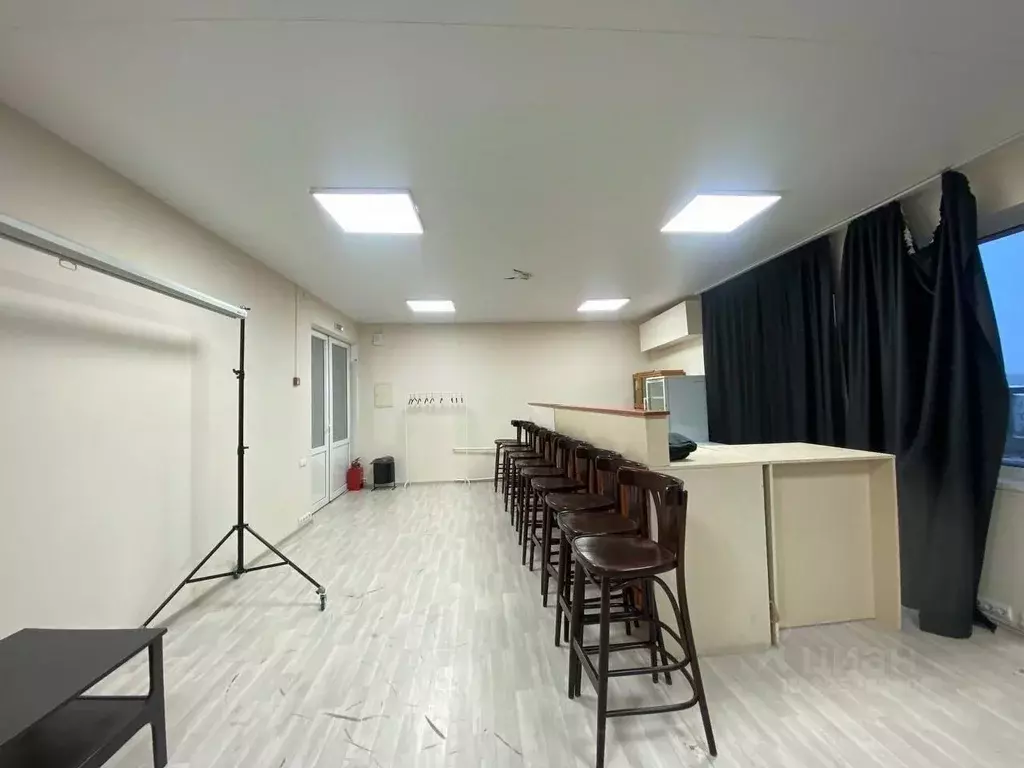 Помещение свободного назначения в Свердловская область, Екатеринбург ... - Фото 2