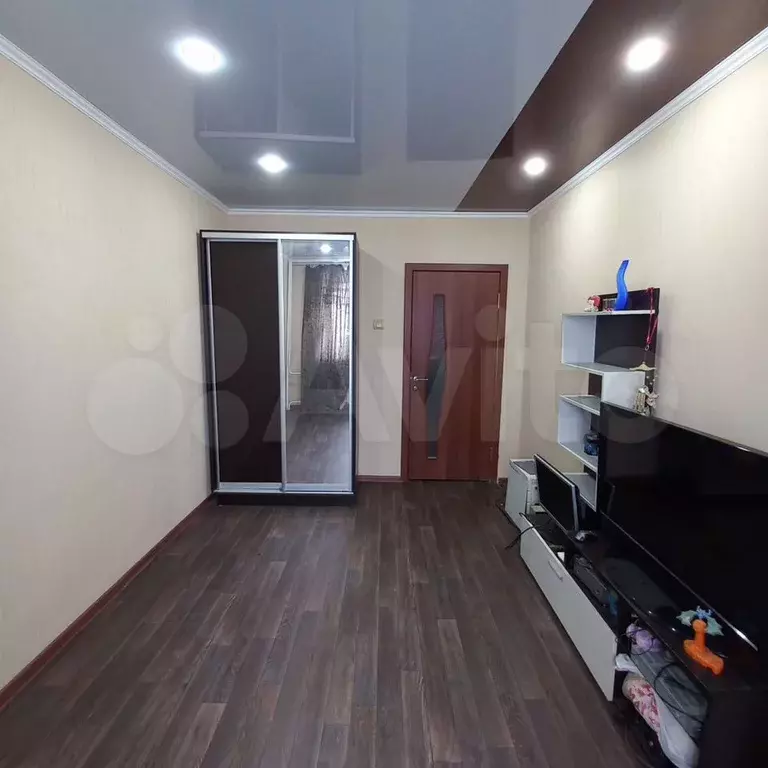 3-к. квартира, 60 м, 5/9 эт. - Фото 0