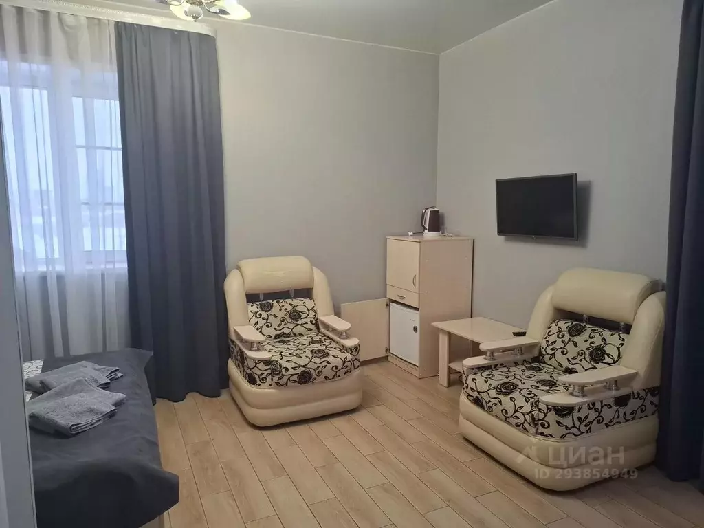 Комната Новосибирская область, Новосибирск Новороссийская ул., 2 (28.0 ... - Фото 1