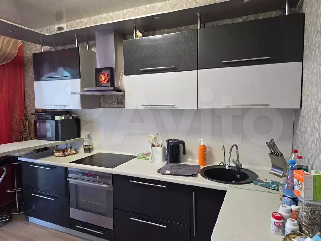 3-к. квартира, 90 м, 7/27 эт. - Фото 0