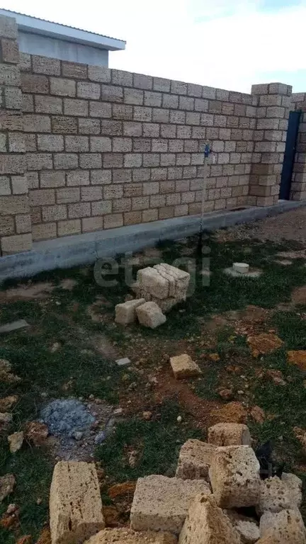 Участок в Крым, Сакский район, Суворовское с/пос, с. Каменоломня ул. ... - Фото 1