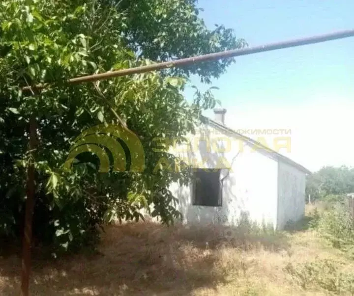 Дом в Крым, Раздольненский район, Чернышевское с/пос, с. Чернышево ул. ... - Фото 1