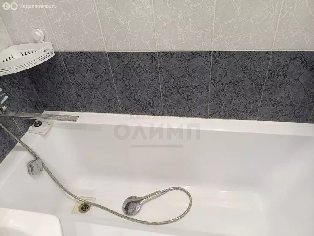 2-комнатная квартира: Калуга, улица Валентины Никитиной, 33 (42 м) - Фото 0