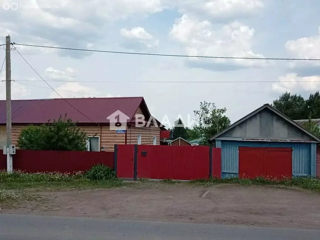 3-комнатная квартира: село Толбазы, улица Ленина, 25 (55.6 м) - Фото 1