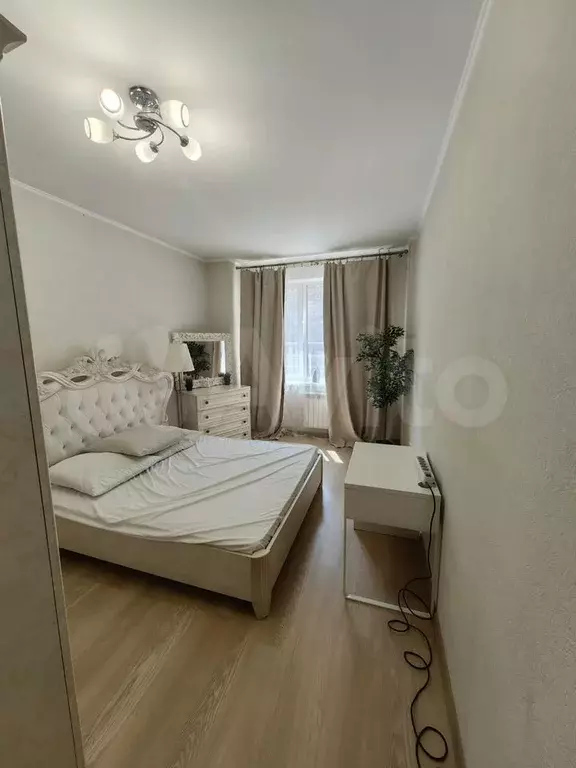 3-к. квартира, 100 м, 4/19 эт. - Фото 1