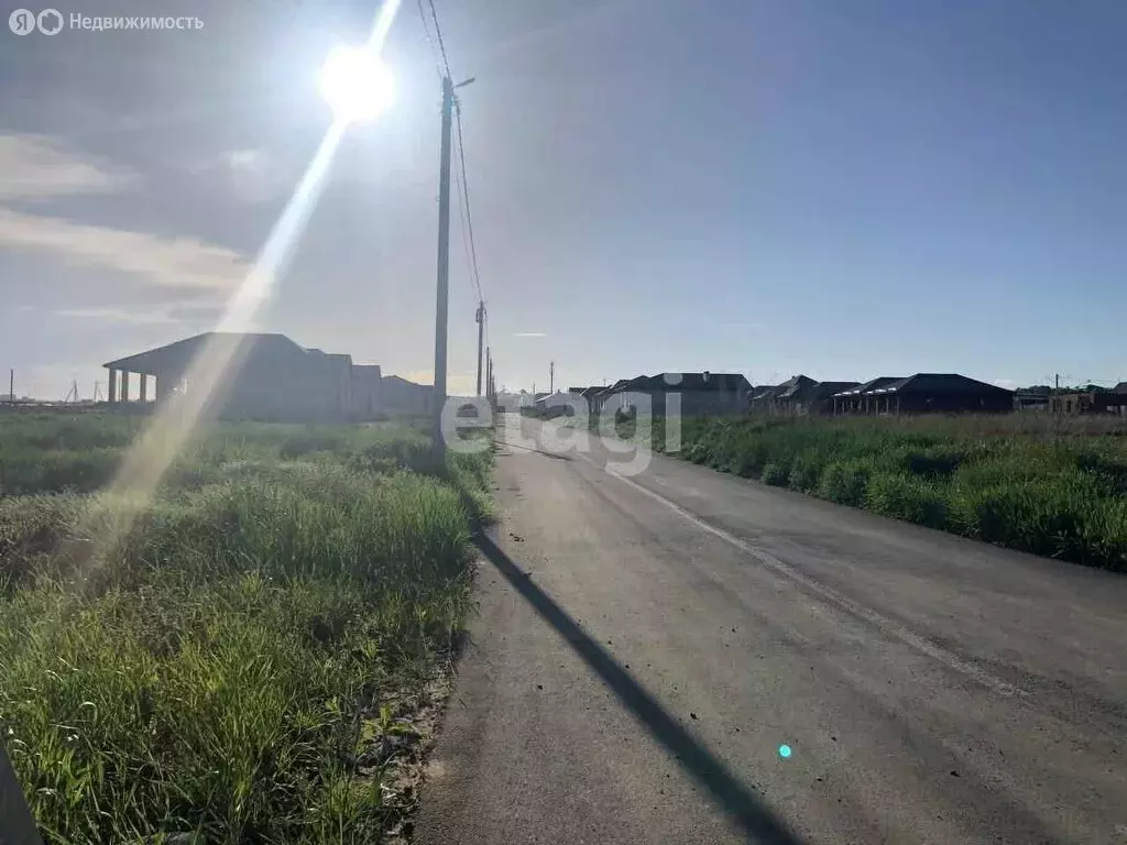 Участок в Надежда, коттеджный посёлок Новая жизнь (5 м) - Фото 1