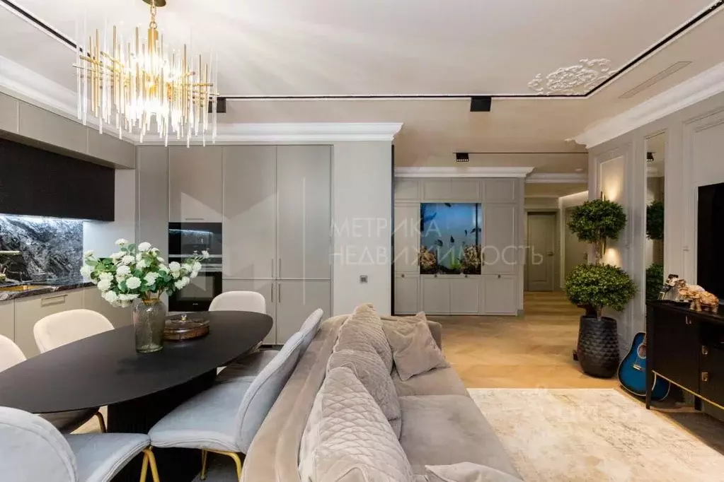 3-к кв. Тюменская область, Тюмень ул. Раушана Абдуллина, 7 (120.0 м) - Фото 2