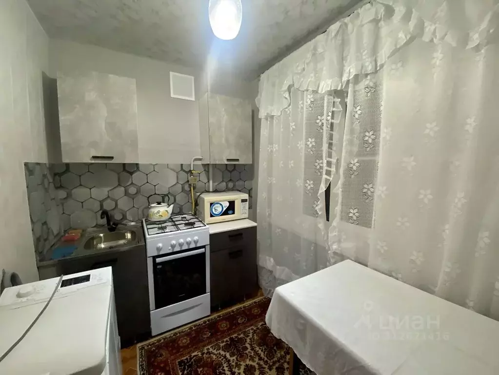 2-к кв. Волгоградская область, Волгоград ул. Остравская, 20 (50.0 м) - Фото 1