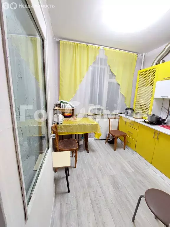 3-комнатная квартира: посёлок городского типа Малаховка, Быковское ... - Фото 1