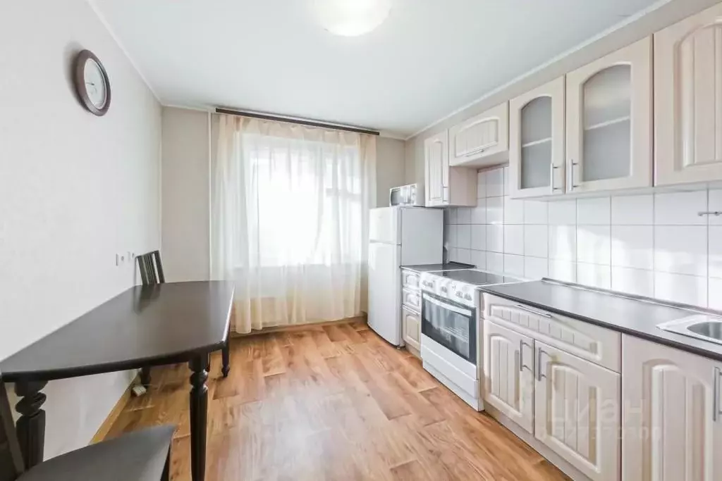 1-к кв. Свердловская область, Екатеринбург ул. Большакова, 95 (28.4 м) - Фото 1