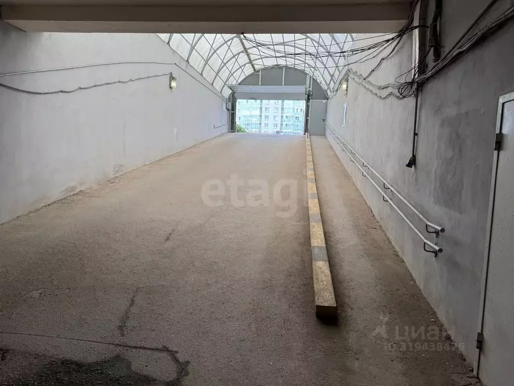 Гараж в Свердловская область, Екатеринбург Втузгородок жилрайон, ... - Фото 1